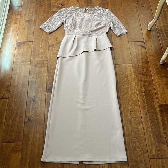 NWT En Focus Blush Pink Maxi top Lace Dress Size 4 - Picture 2 of 7